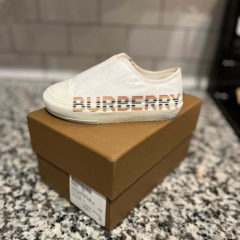 Burberry shoes (toddler)
